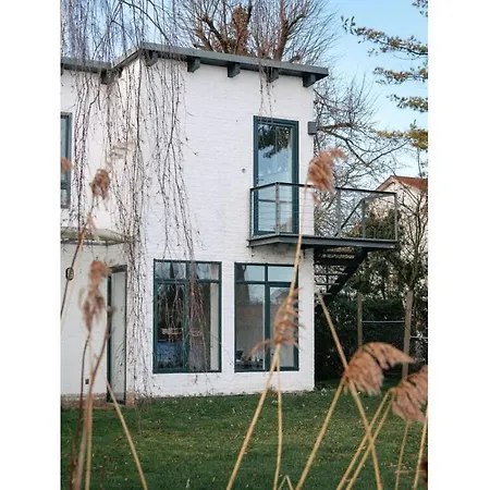 Διαμέρισμα Bauhaus Holiday By The Lake